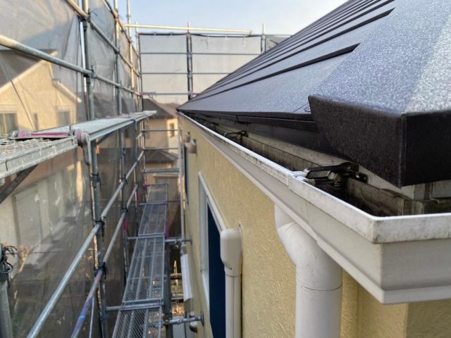 加古川市の劣化した軒樋